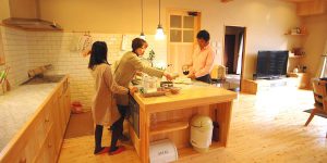 大工の家見学会-スライダ